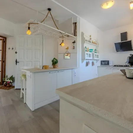 Pipa By Interhome *